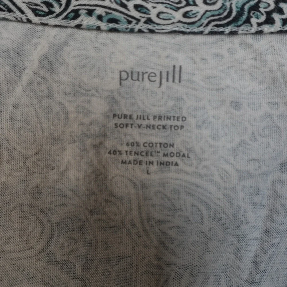 J. Jill Top Womens Large Blue Black White PureJill Printed Soft VNeck 3/4 Sleeve